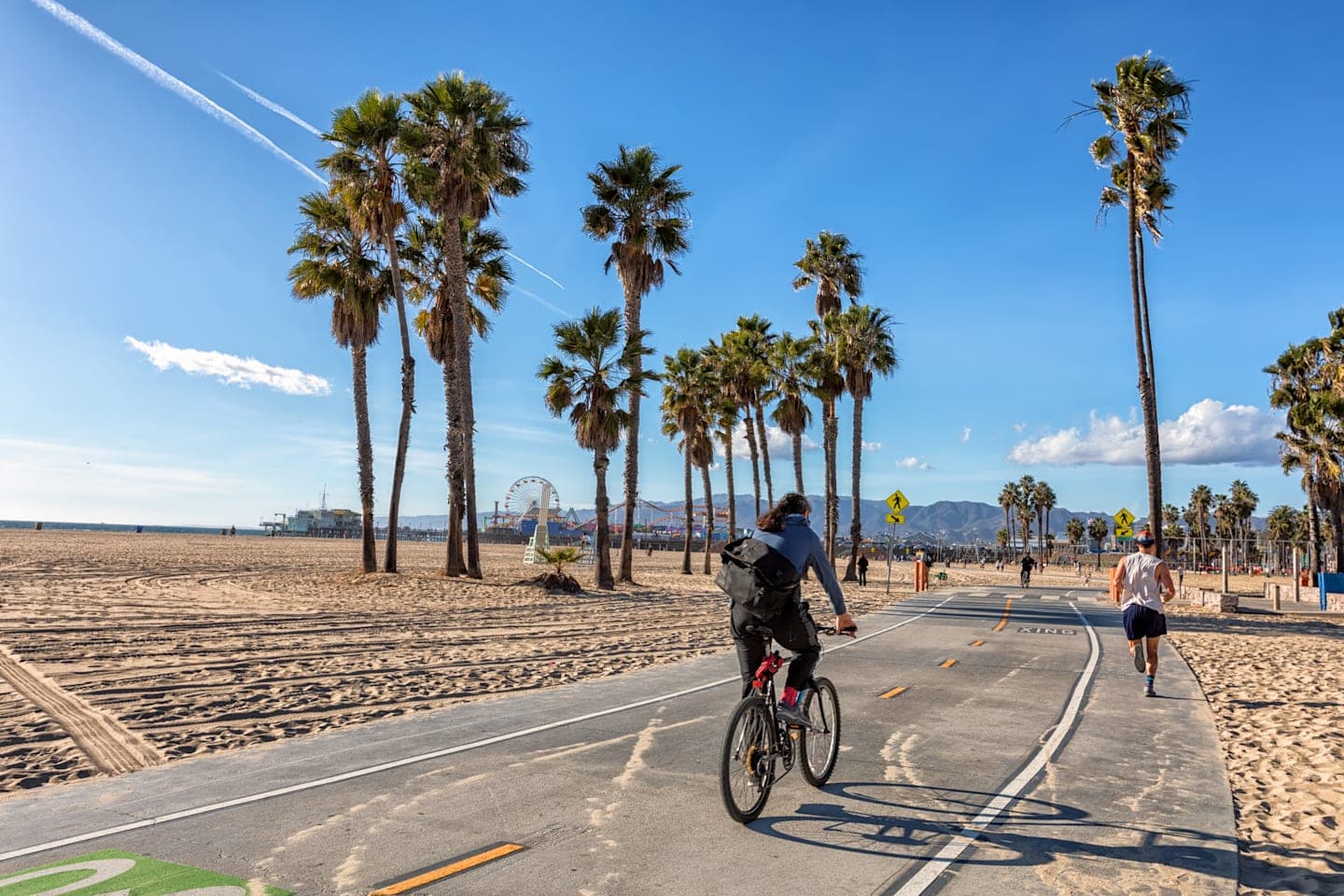 All-day bike hire in Santa Monica thumbnail