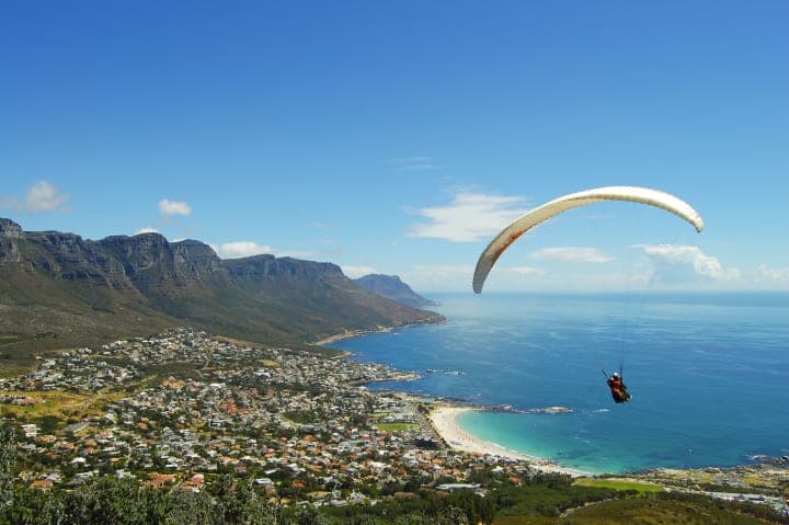 Gleitschirm-Tandemflug am Signal Hill thumbnail